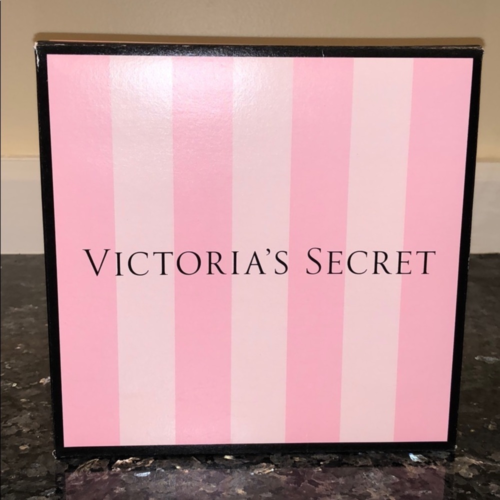 New Victoria’s Secret Striped Medium Gift Box